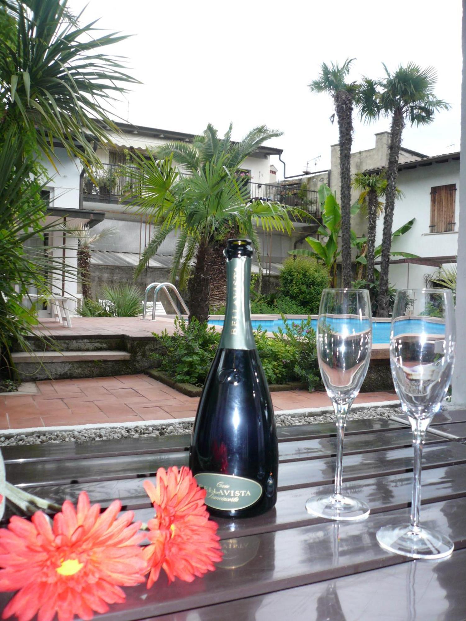 Oasi Holiday Home Toscolano Maderno Pokój zdjęcie