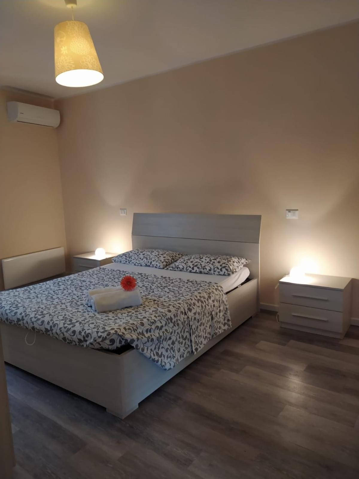 Oasi Holiday Home Toscolano Maderno Pokój zdjęcie