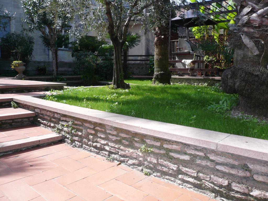 Oasi Holiday Home Toscolano Maderno Zewnętrze zdjęcie