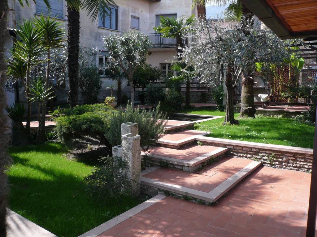 Oasi Holiday Home Toscolano Maderno Zewnętrze zdjęcie